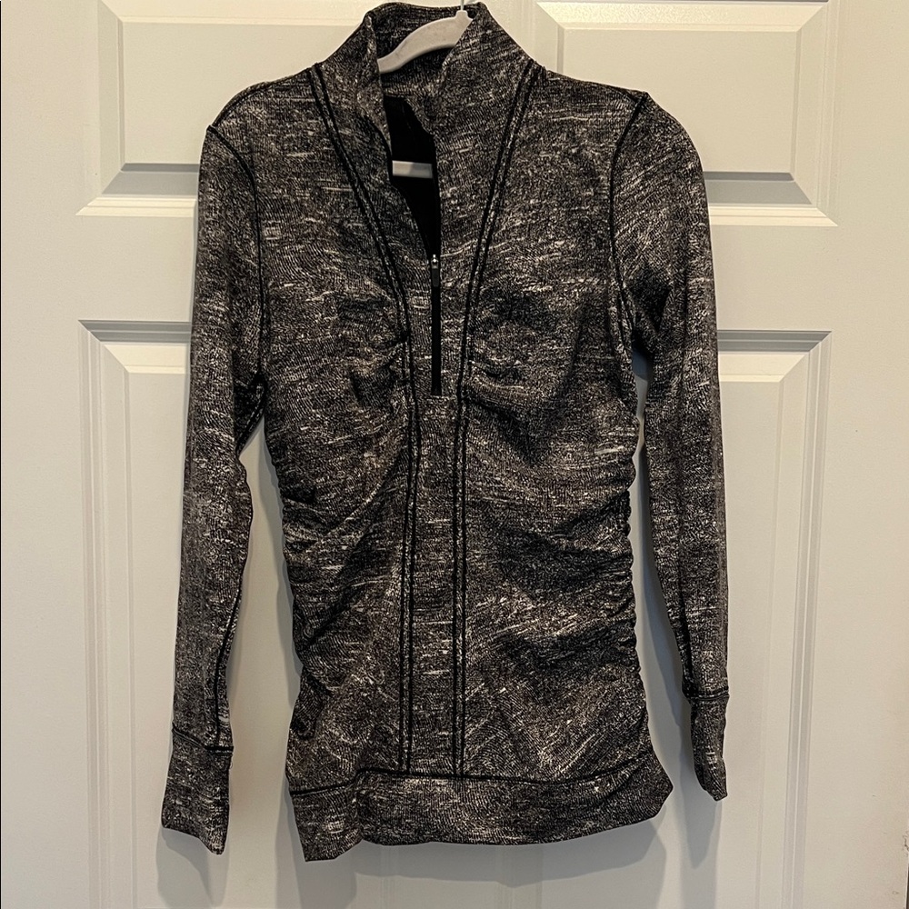 Lululemon Cypress Kiss 1/2 Zip 12 black